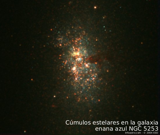 Mira, la estrella cometa